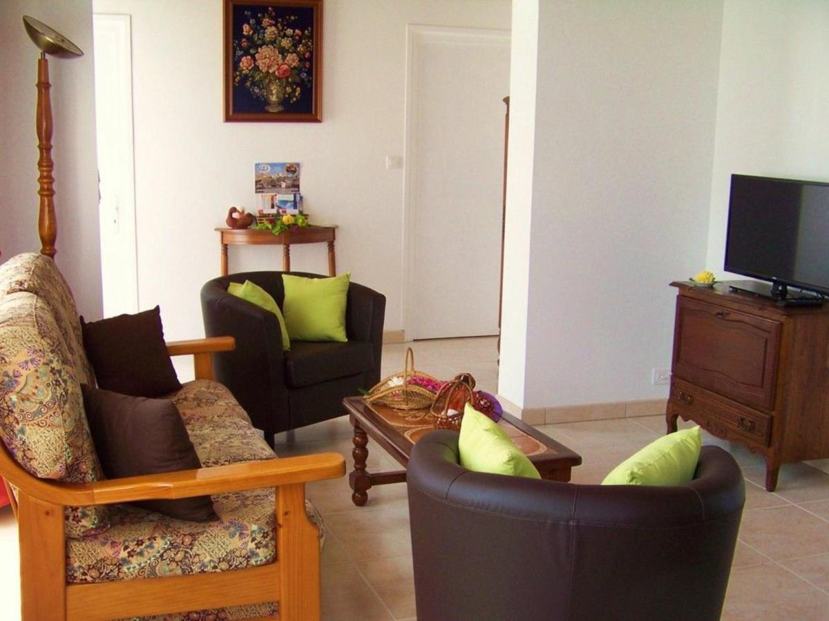 Gite Traditionnel Renove Avec Jardin Clos Et Wi-Fi, 3 Chambres, Proche De La Garnache, Vendee. - Fr-1-426-195 Экстерьер фото